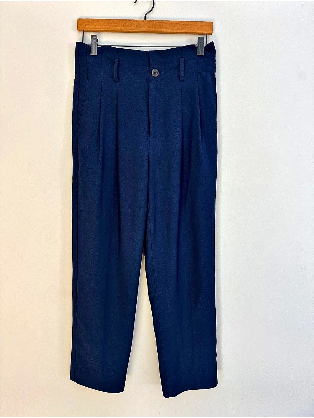 Madewell Pleated Tapered-Leg Pants in Easygoing Crepe Blue